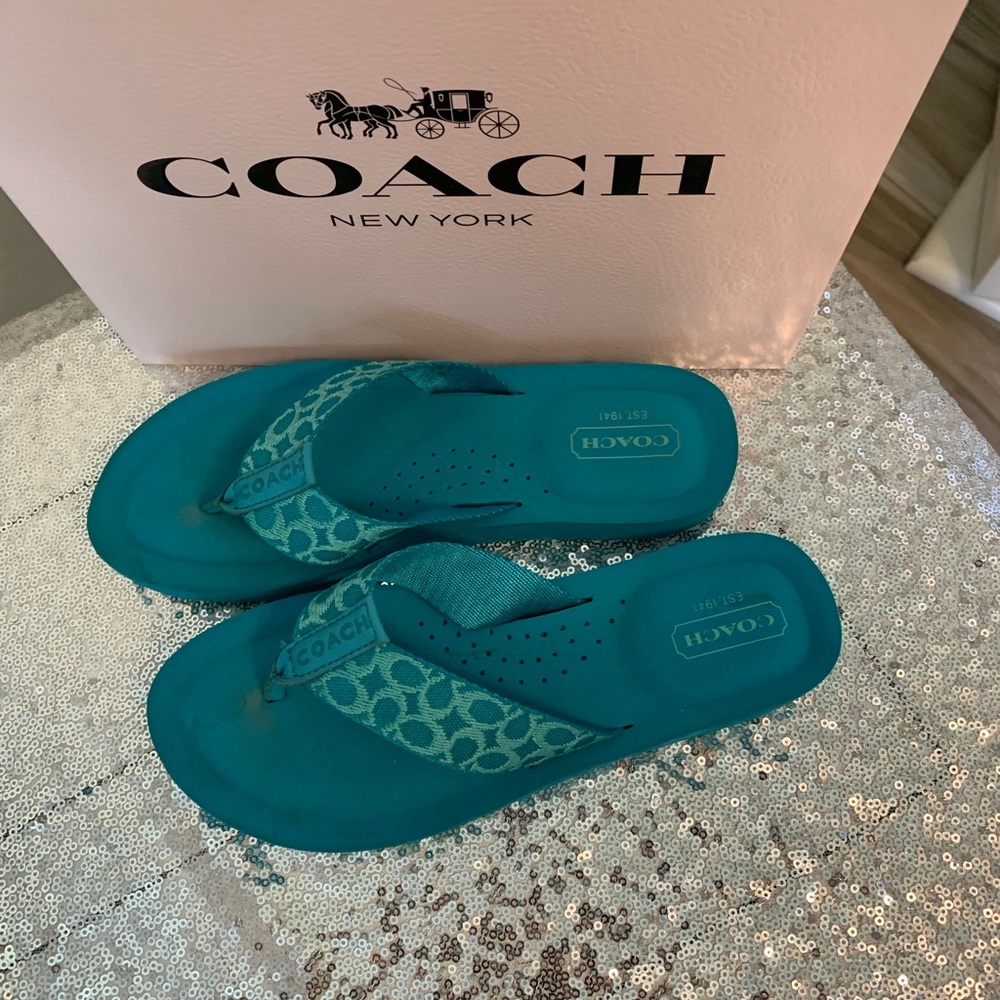 COACH sandals green sz 5 1/2